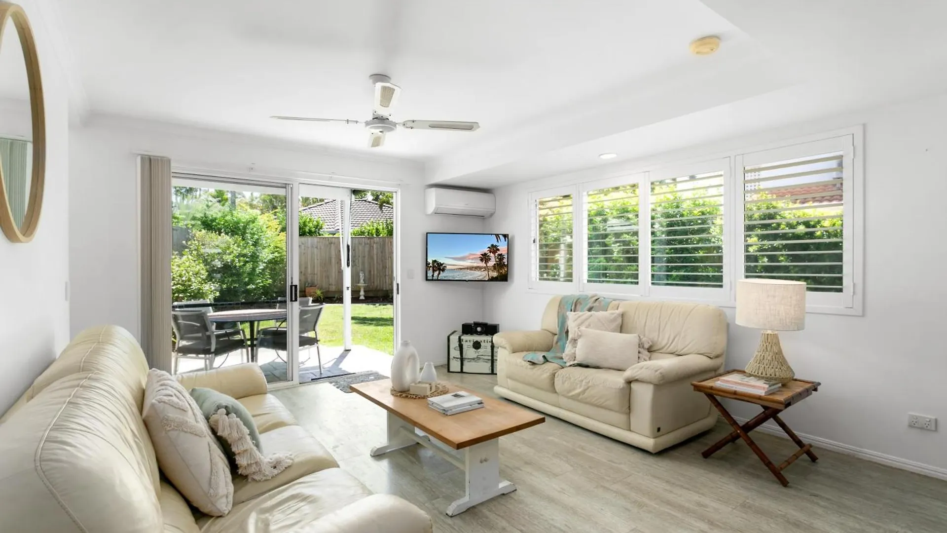 Noosa Sunseeker-Walk To Cafes & River, Pet Friendly Noosaville