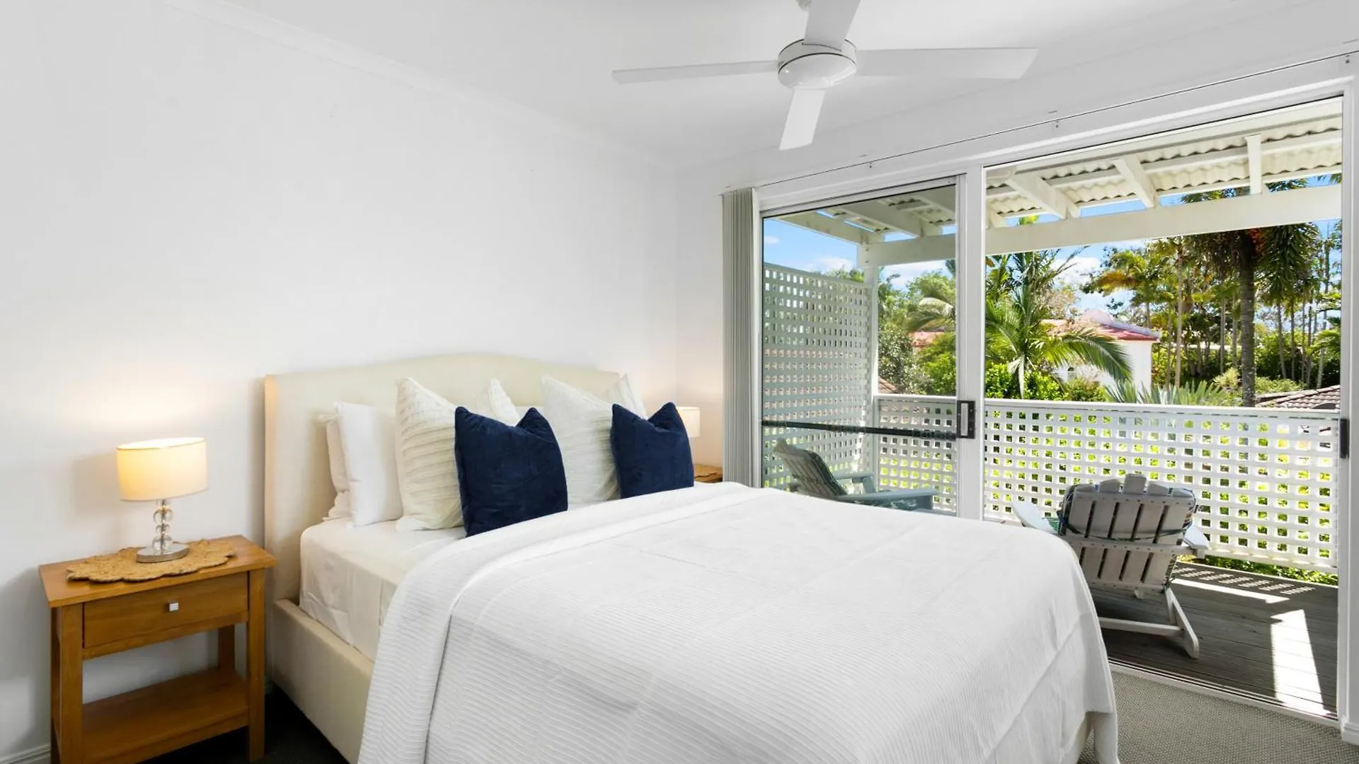 Noosa Sunseeker-Walk To Cafes & River, Pet Friendly Noosaville Holiday home