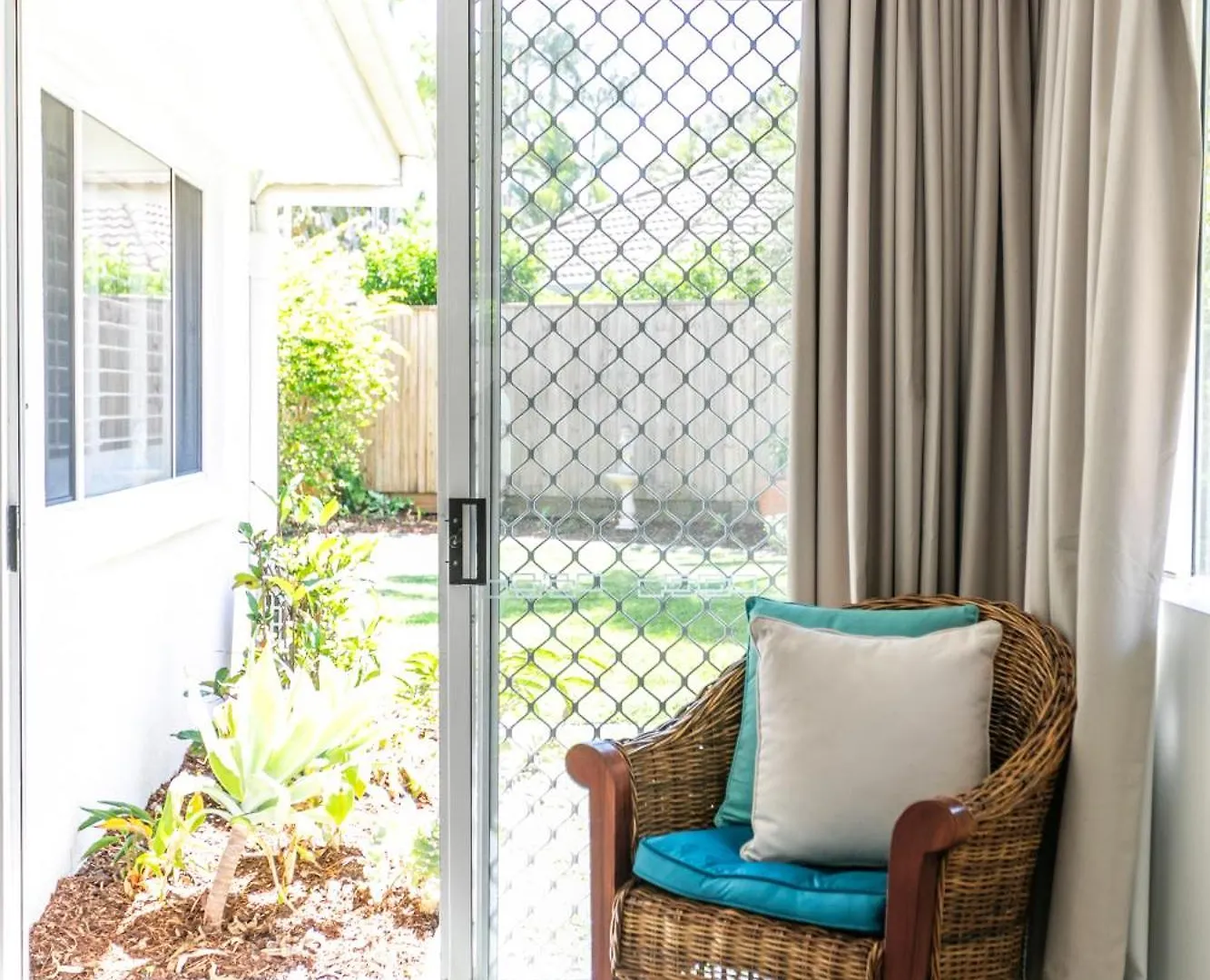 Holiday home Noosa Sunseeker-Walk To Cafes & River, Pet Friendly Noosaville